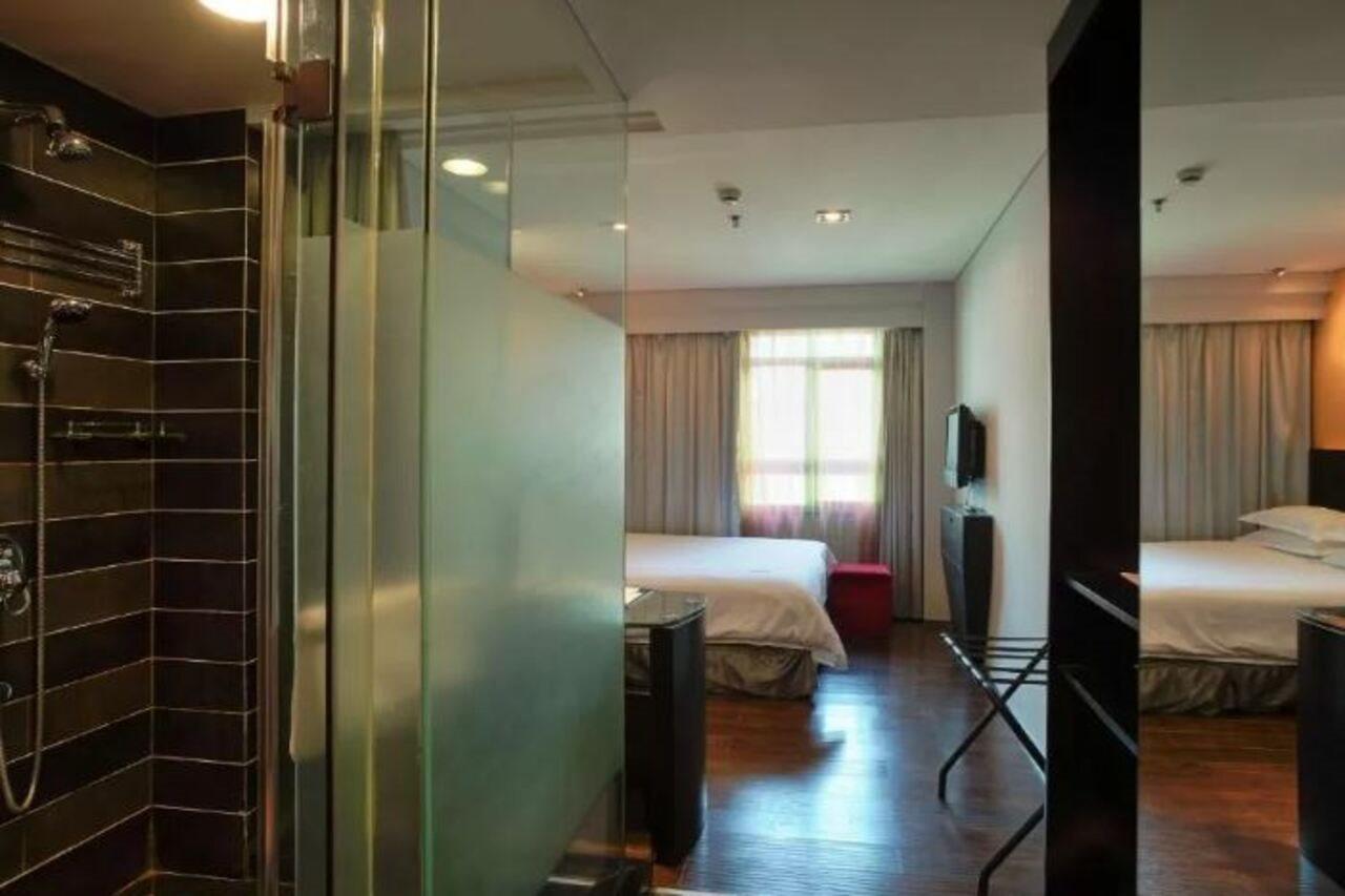 Fx Hotel Xujiahui - Shanghai Stadium Branch Eksteriør bilde
