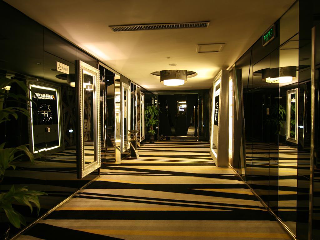 Fx Hotel Xujiahui - Shanghai Stadium Branch Eksteriør bilde