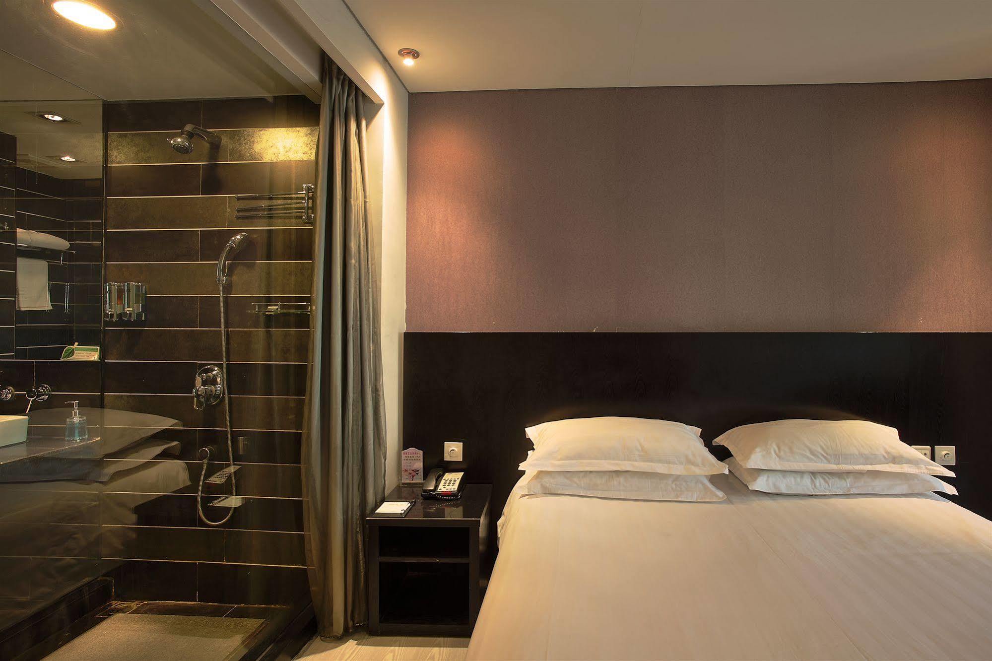Fx Hotel Xujiahui - Shanghai Stadium Branch Eksteriør bilde
