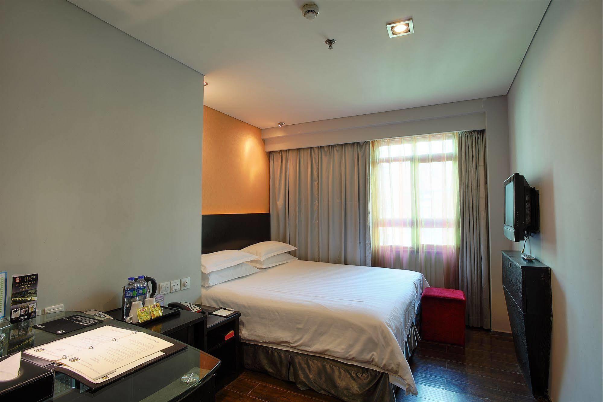 Fx Hotel Xujiahui - Shanghai Stadium Branch Eksteriør bilde