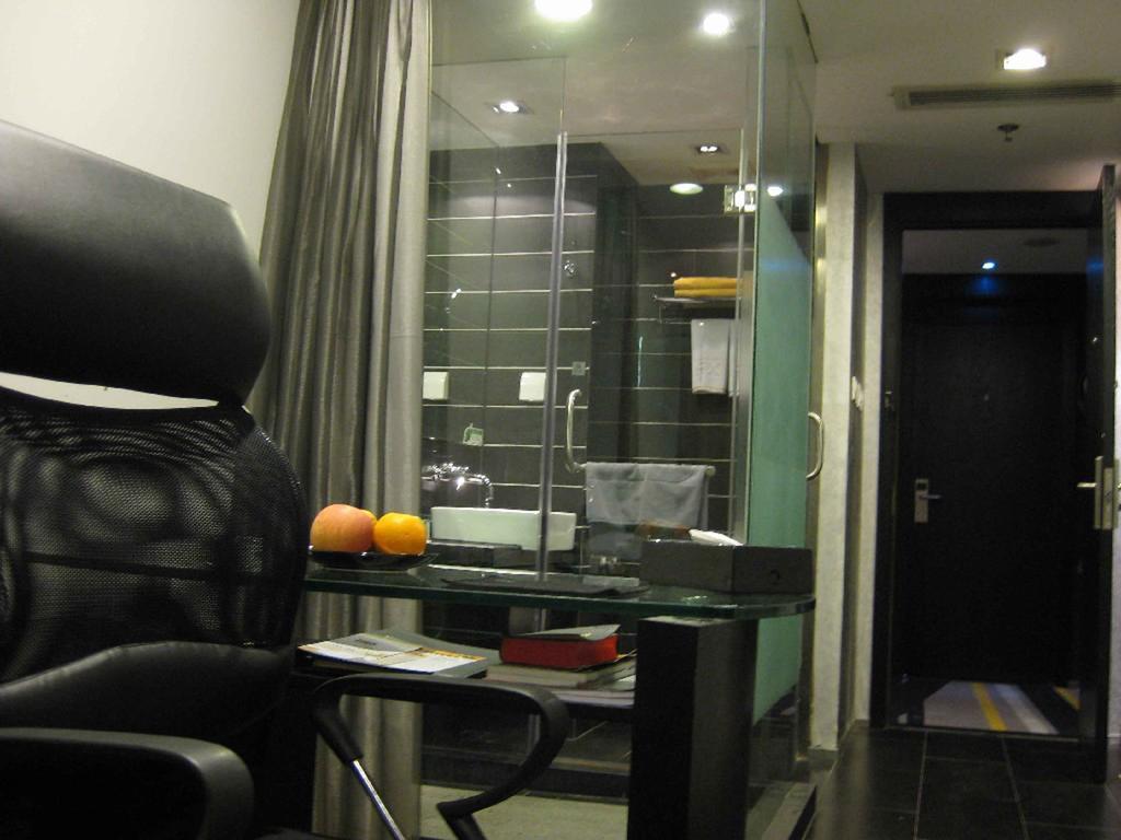 Fx Hotel Xujiahui - Shanghai Stadium Branch Eksteriør bilde